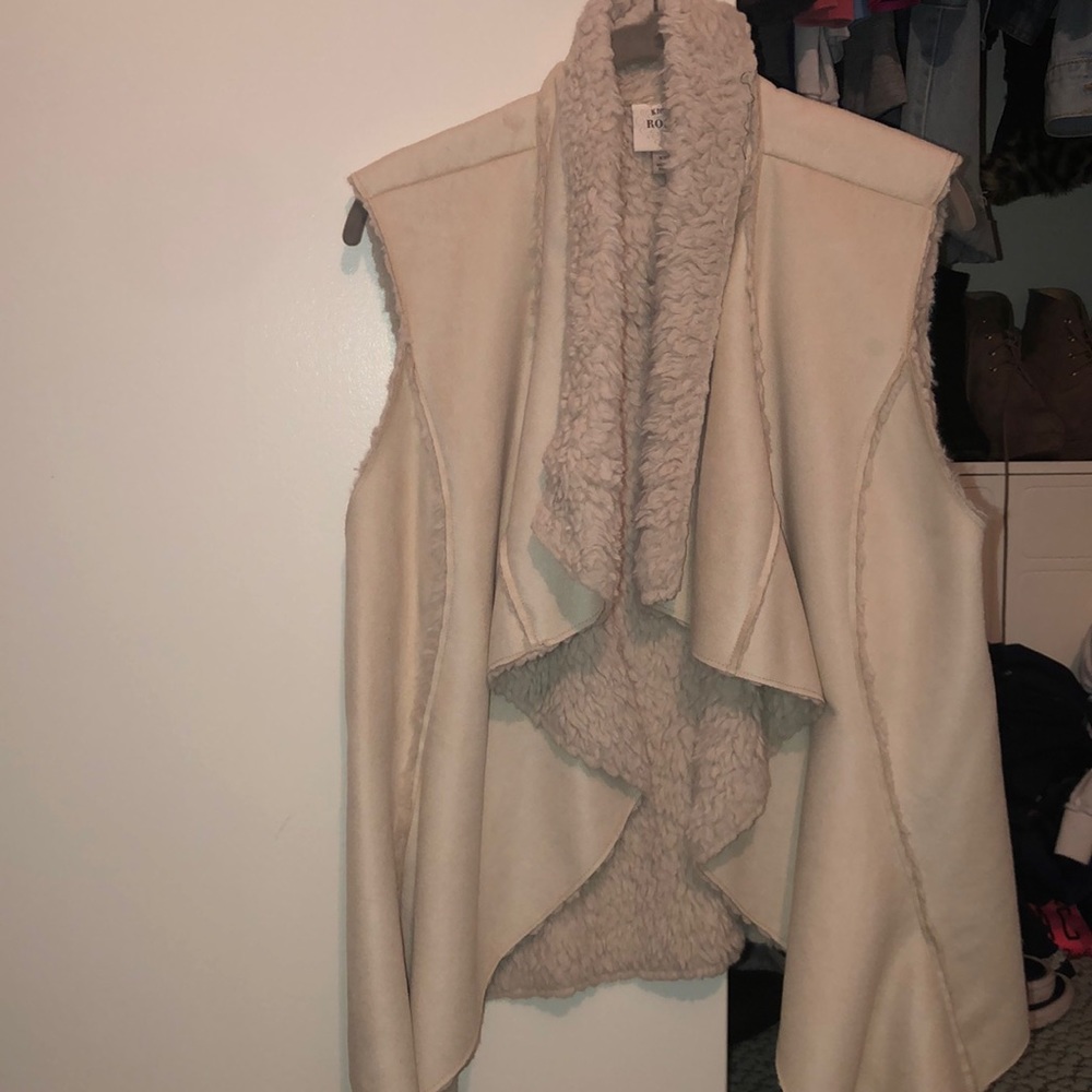 Fur Vest *look at details for sizing*